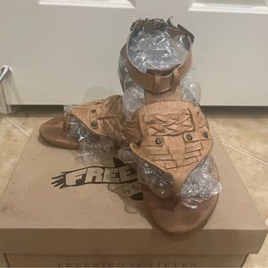 Freebird By Steven Rome Sandals In Natural